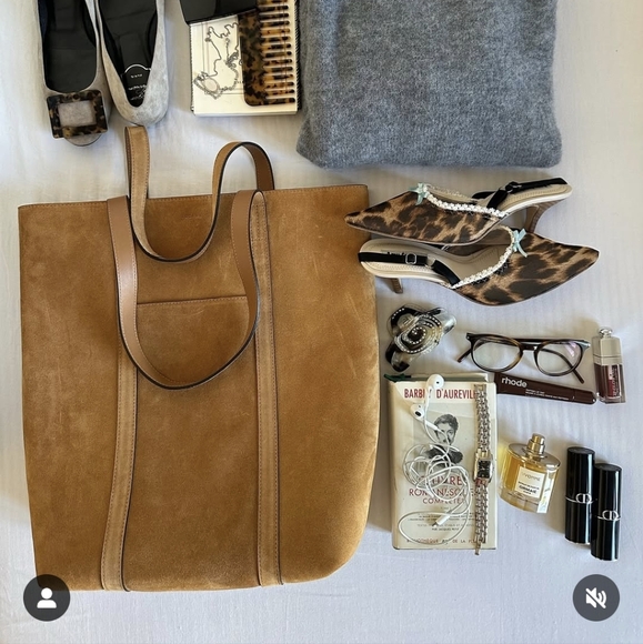 Meet your Posher, Kendra - Picture 4 of 4